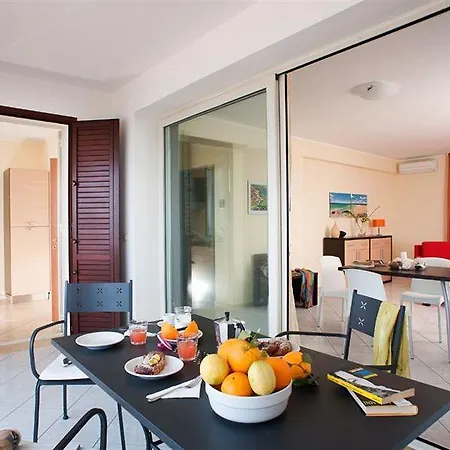 Samira Fondachello (Mascali)